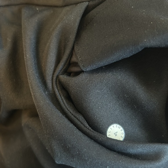 Lululemon Trek Trouser - Picture 4 of 8